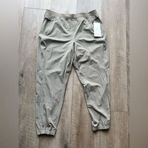 Lululemon Adapted State High-Rise Jogger *Airflow in Carbon Dust Size 14